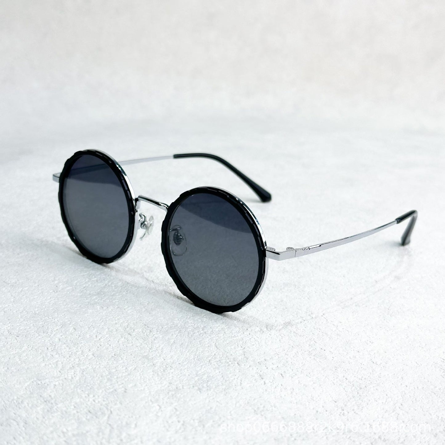 Adjustable tint round sunglasses/ Manual Tint
