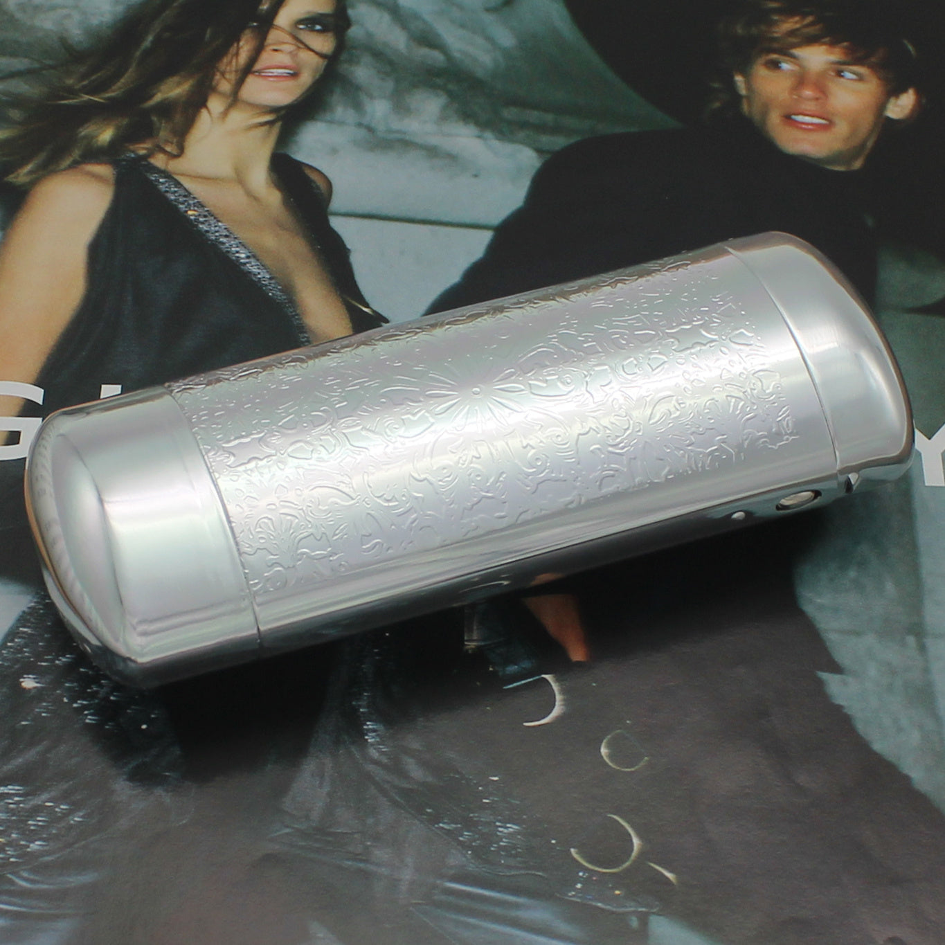 Aluminium bullet-type grinding glasses case