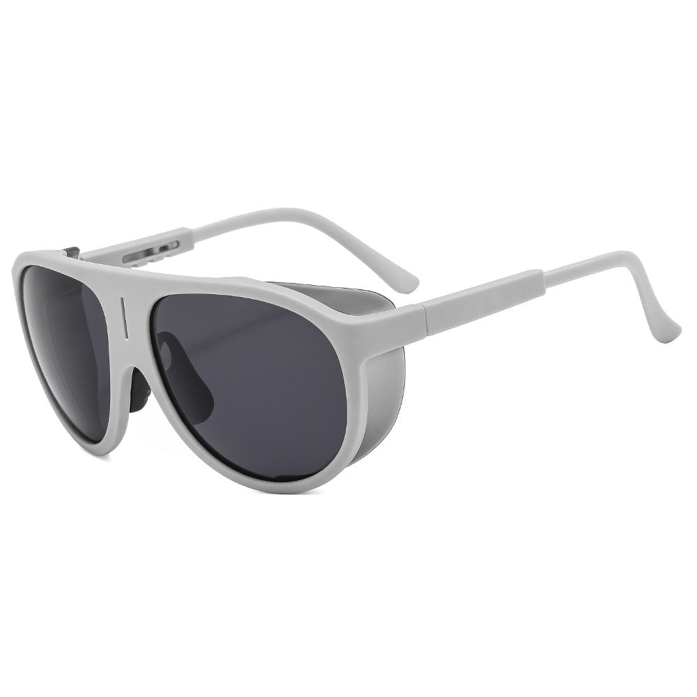 Goggle Style with Side Shields